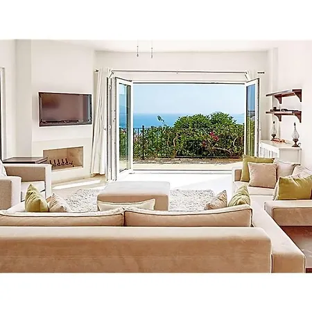 Sleeps 8 Pool Air Con Wifi Kalkan