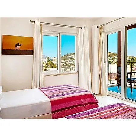 Villa Sleeps 8 Pool Air Con Wifi Kalkan